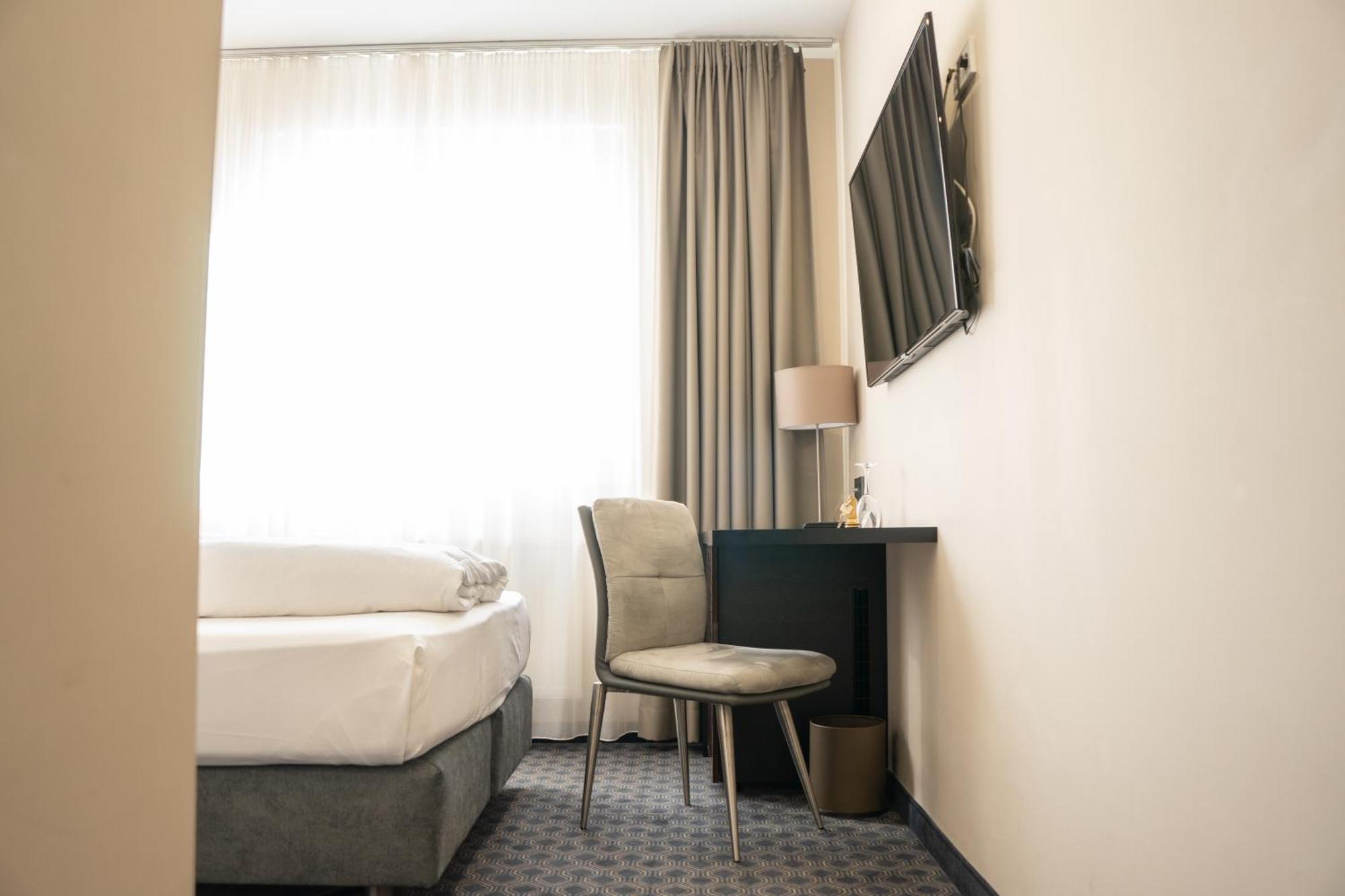 ויינשטאדט Remstal Hotel מראה חיצוני תמונה