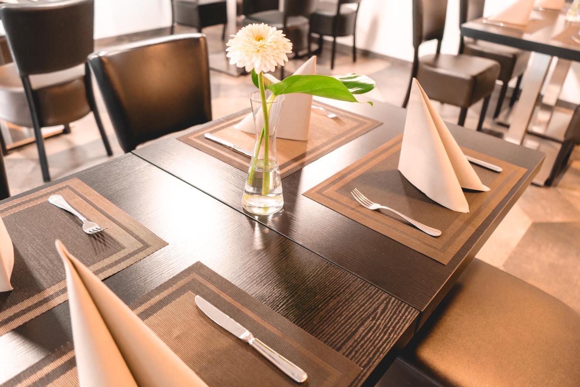 ויינשטאדט Remstal Hotel מראה חיצוני תמונה